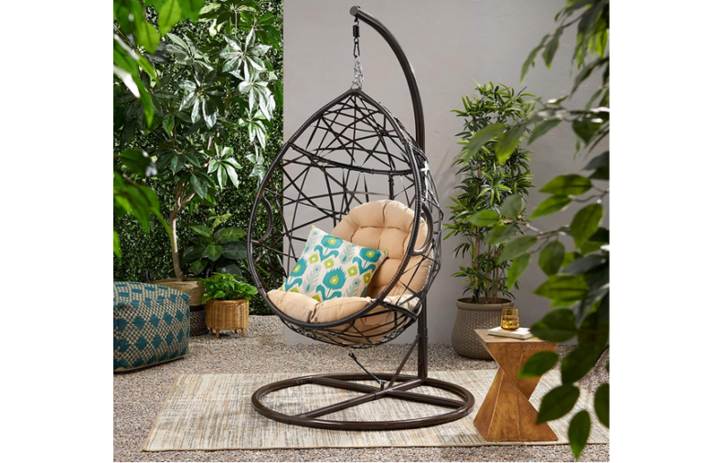 6 Best Hanging Egg Chairs with Stand for Indoor or Outdoor Use